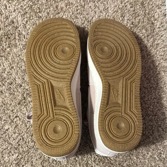 Nike Pink and White Sneakers Air Force 1 - Picture 2 of 4